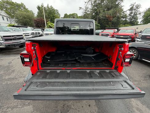 Used 2020 Jeep Gladiator Overland AWD/4WD image 39