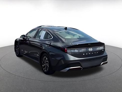 Used 2026 Hyundai Sonata Blue FWD image 15