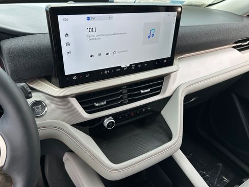 New 2026 Ford Explorer Active w/ Active Comfort Package RWD image 11