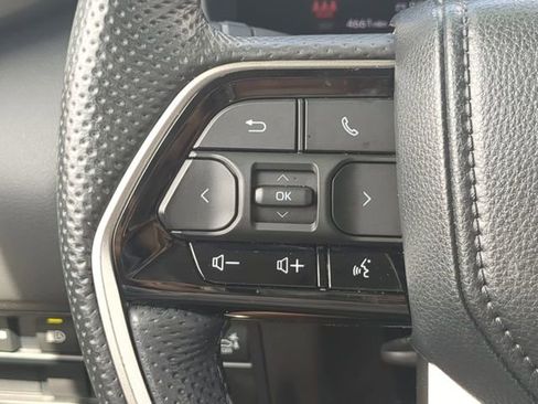 Used 2024 Toyota Tundra Limited image 25