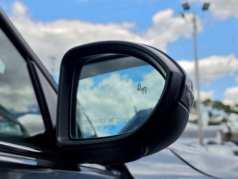 Used 2019 Volkswagen Jetta SE FWD image 46
