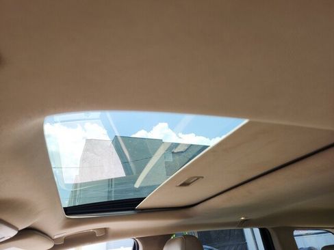 Used 2019 Jeep Grand Cherokee Limited image 6