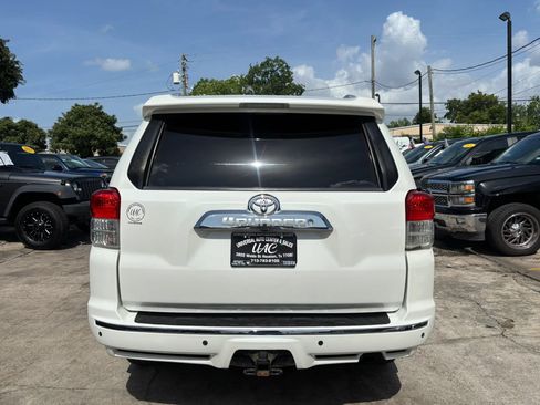Used 2011 Toyota 4Runner SR5 RWD image 6