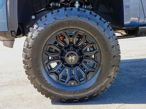 New 2026 GMC Sierra 2500 Denali w/ Denali Reserve Package image 10