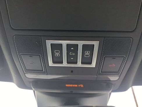 Used 2020 Land Rover Discovery HSE AWD/4WD image 26