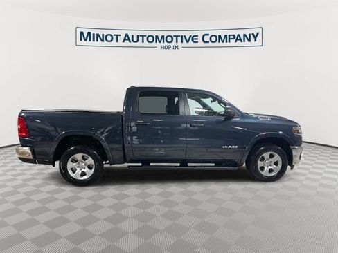 Used 2025 RAM 1500 Big Horn AWD/4WD image 9