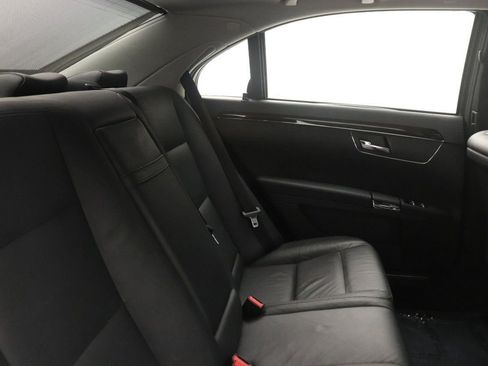 Used 2012 Mercedes-Benz S 550 4MATIC image 30