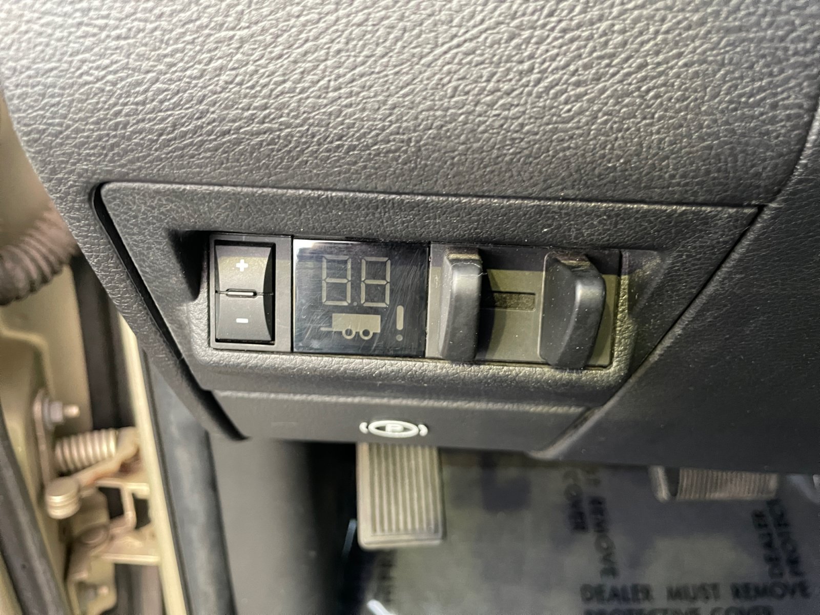 Used 2011 RAM 2500 ST w/ ST Popular Equipment Group AWD/4WD image 13