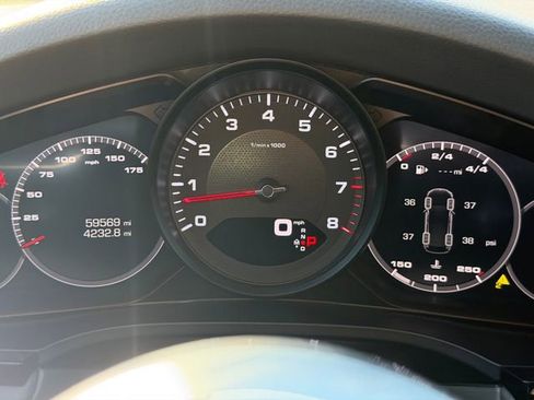 Used 2019 Porsche Cayenne AWD/4WD image 11