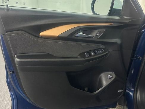 Used 2022 Chevrolet TrailBlazer ACTIV w/ Sun and Liftgate Package image 8