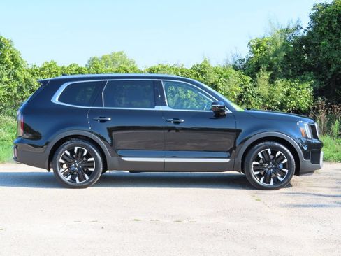 Certified 2024 Kia Telluride SX Prestige w/ Towing Package AWD/4WD image 2