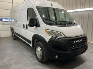 Used 2024 RAM ProMaster 2500 w/ Convenience Group video 1