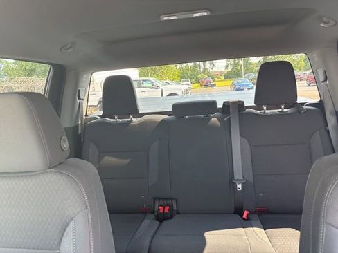 Used 2025 Chevrolet Silverado 1500 LT image 26