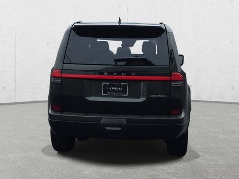 Used 2024 Lexus GX 550 w/ Cold Area Package image 6