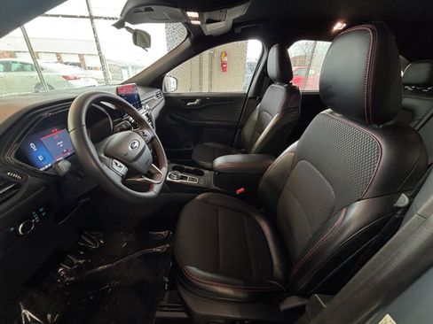 Used 2025 Ford Escape ST-Line image 27