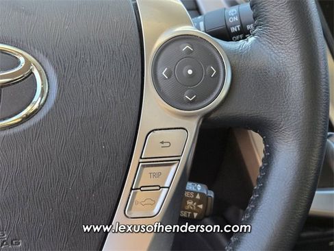 Used 2017 Toyota Prius V Five image 30