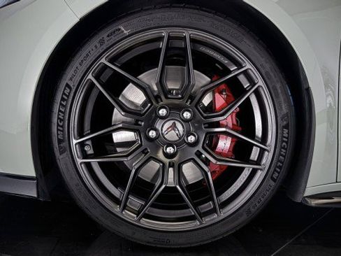 Used 2024 Chevrolet Corvette Z06 w/ Stealth Interior Trim Package RWD image 31
