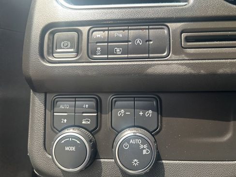 Used 2023 Chevrolet Tahoe RST w/ Luxury Package AWD/4WD image 19