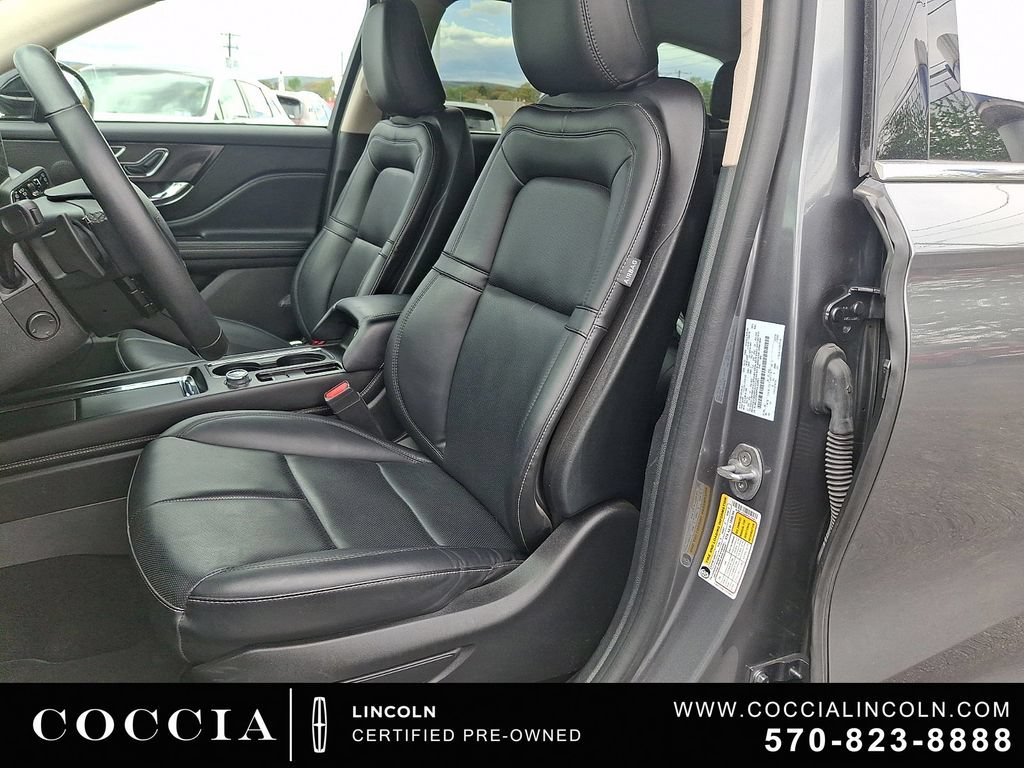 Certified 2023 Lincoln Corsair AWD w/ Equipment Group 101A image 13