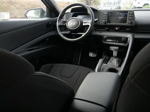 New 2025 Hyundai Elantra Sport image 24