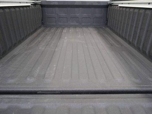 Used 2024 RAM 2500 Limited image 30