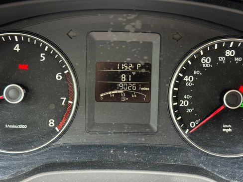 Used 2013 Volkswagen Jetta SE FWD image 13
