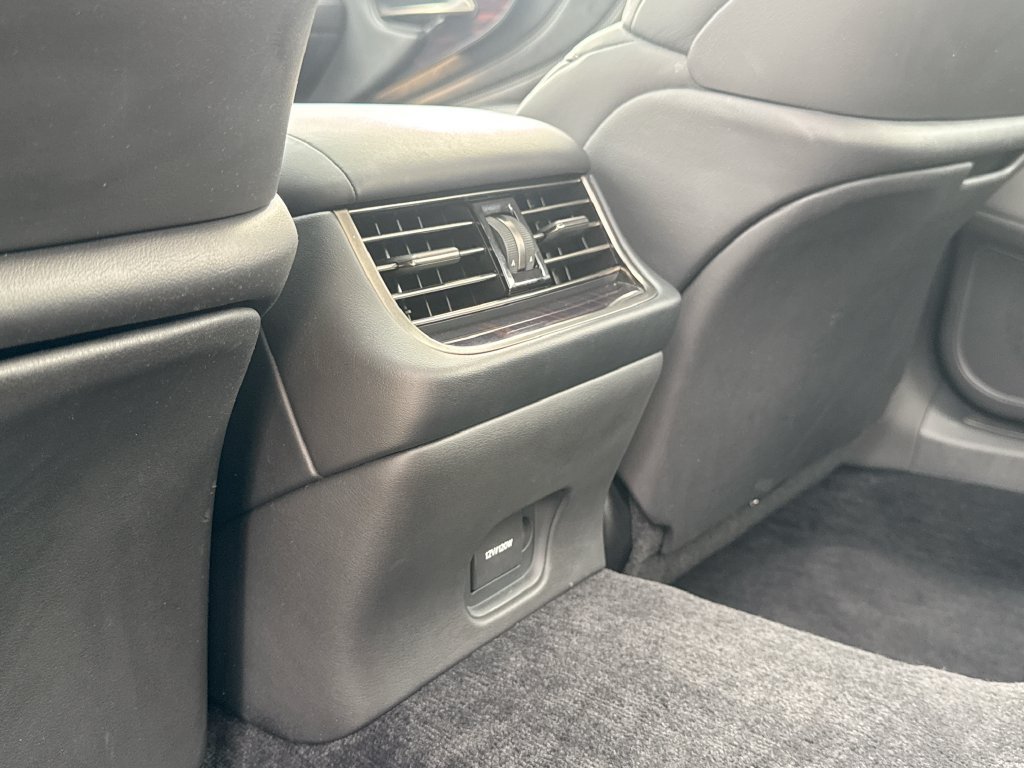Used 2018 Lexus LS 500 w/ Interior Upgrade Package RWD image 32