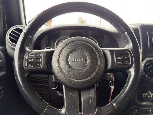 Used 2013 Jeep Wrangler Unlimited Sport image 21