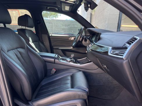 Used 2019 BMW X5 xDrive50i w/ Premium Package 2 AWD/4WD image 27