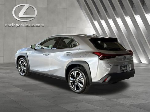 Certified 2026 Lexus UX 300h FWD w/ Accessory Package (Z2) image 2