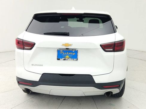 Certified 2025 Chevrolet Blazer LT FWD image 6