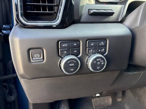 Used 2023 GMC Sierra 1500 Denali w/ Denali Reserve Package AWD/4WD image 14