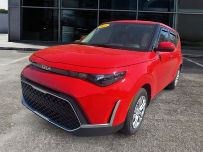Used 2025 Kia Soul LX
