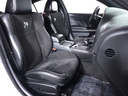 Used 2017 Dodge Charger R/T Scat Pack w/ Beats Audio Group image 39