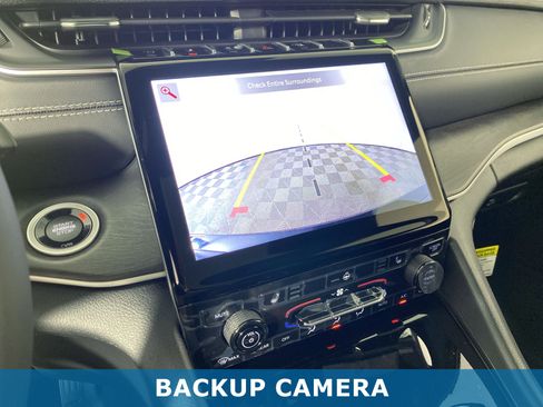 New 2025 Jeep Grand Cherokee Limited image 5