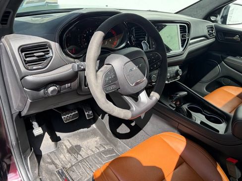 Used 2025 Dodge Durango SRT Hellcat AWD/4WD image 4