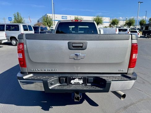 Used 2008 Chevrolet Silverado 2500 LTZ w/ Suspension Package, Off-Road image 5