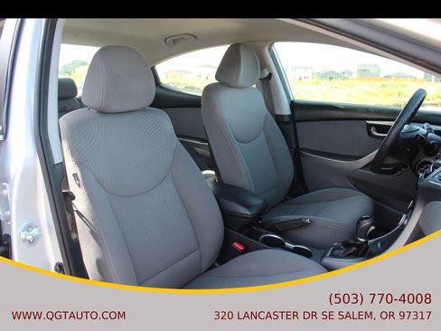 Used 2015 Hyundai Elantra SE w/ Option Group 02 FWD image 21