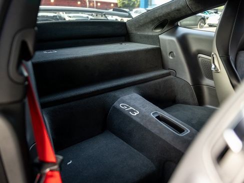 Used 2018 Porsche 911 GT3 image 53