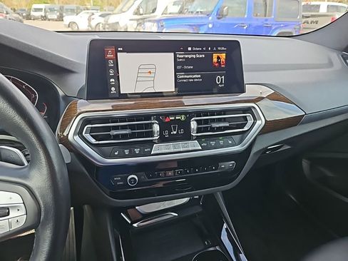 Used 2023 BMW X3 sDrive30i image 19
