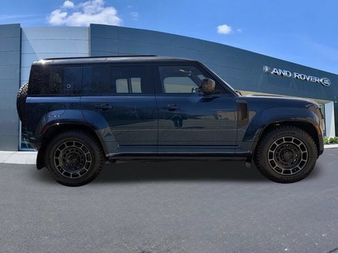 New 2026 Land Rover Defender 110 AWD/4WD image 4