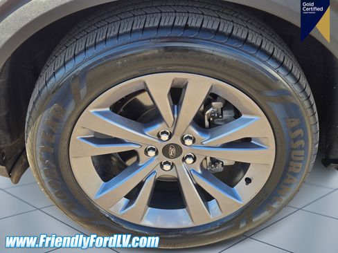 Certified 2022 Ford Explorer XLT w/ Equipment Group 202A image 7