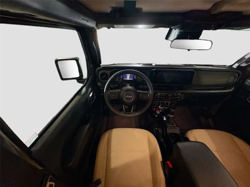 Used 2025 Jeep Wrangler Unlimited Sport S 4xe AWD/4WD image 3