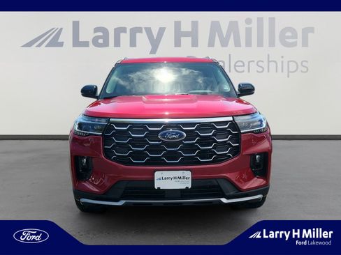 New 2025 Ford Explorer Platinum w/ LUX Leather Package image 8