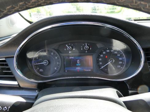 Used 2020 Buick Encore Preferred w/ Safety Package FWD image 14
