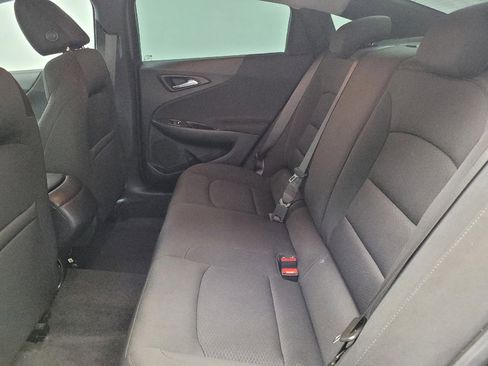 Used 2021 Chevrolet Malibu RS image 18