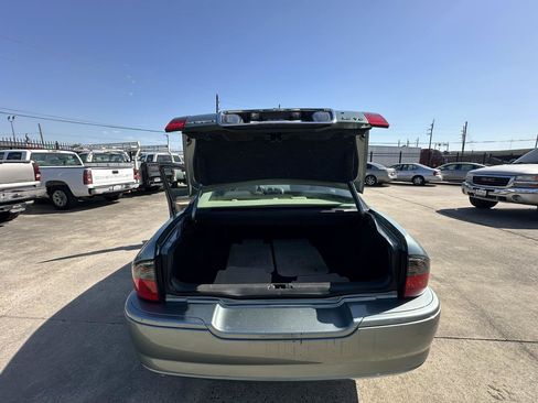 Used 2005 Lincoln LS RWD image 13