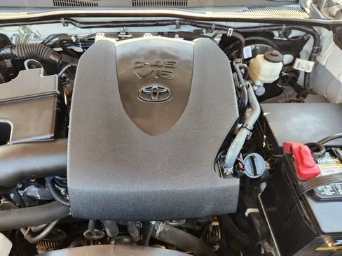 Used 2022 Toyota Tacoma SR5 w/ Trail Edition AWD/4WD image 21