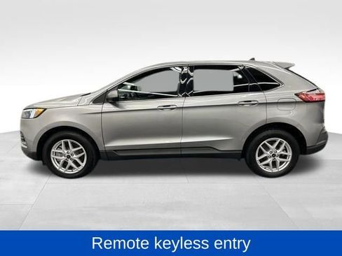 Used 2023 Ford Edge SEL image 9