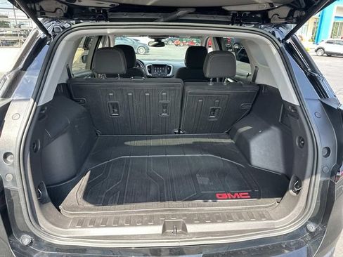 Used 2023 GMC Terrain SLE w/ Driver Convenience Package AWD/4WD image 23